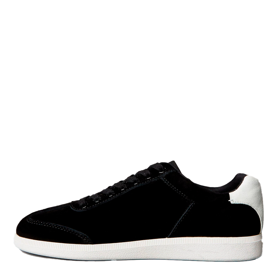 zapatillas-de-ante-con-puntera-alargada zapatillas-de-ante-con-puntera-alargada