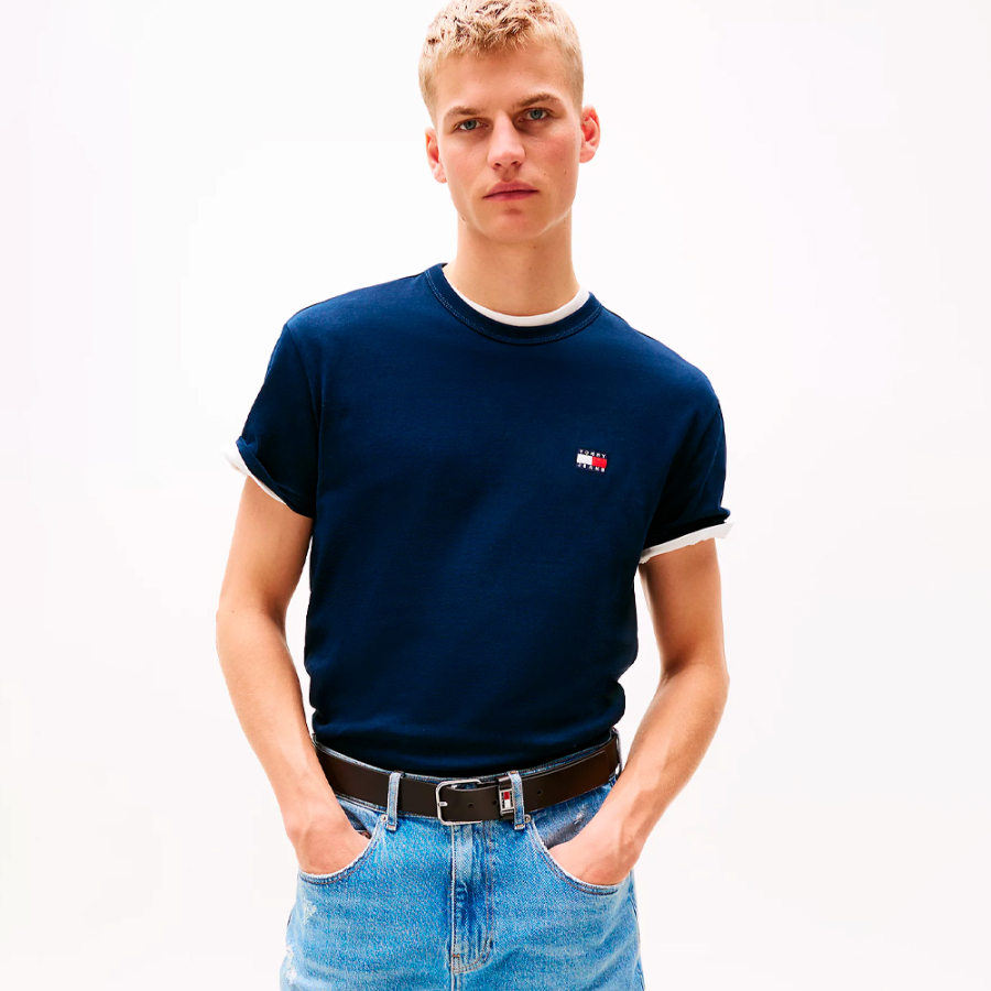 t-shirt-girocollo-con-toppa-tono-su-tono