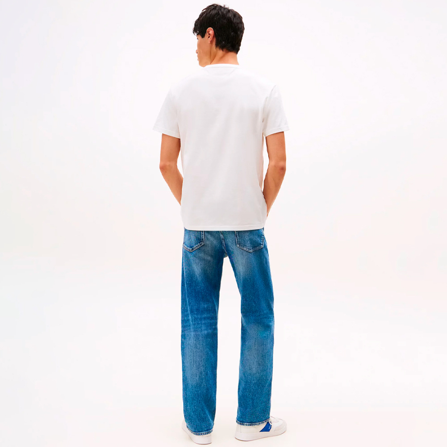 t-shirt-mit-gesticktem-linearen-logo t-shirt-mit-gesticktem-linearen-logo