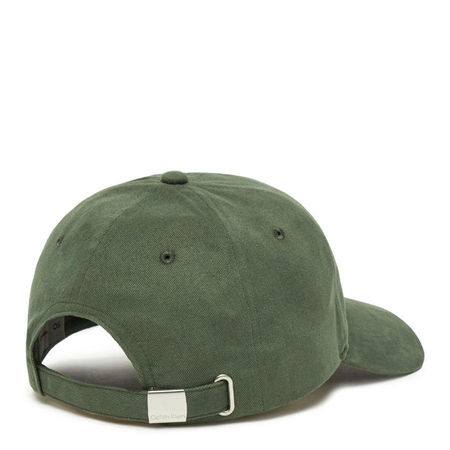 casquette-de-baseball-avec-logo-monogramme-superpose casquette-de-baseball-avec-logo-monogramme-superpose