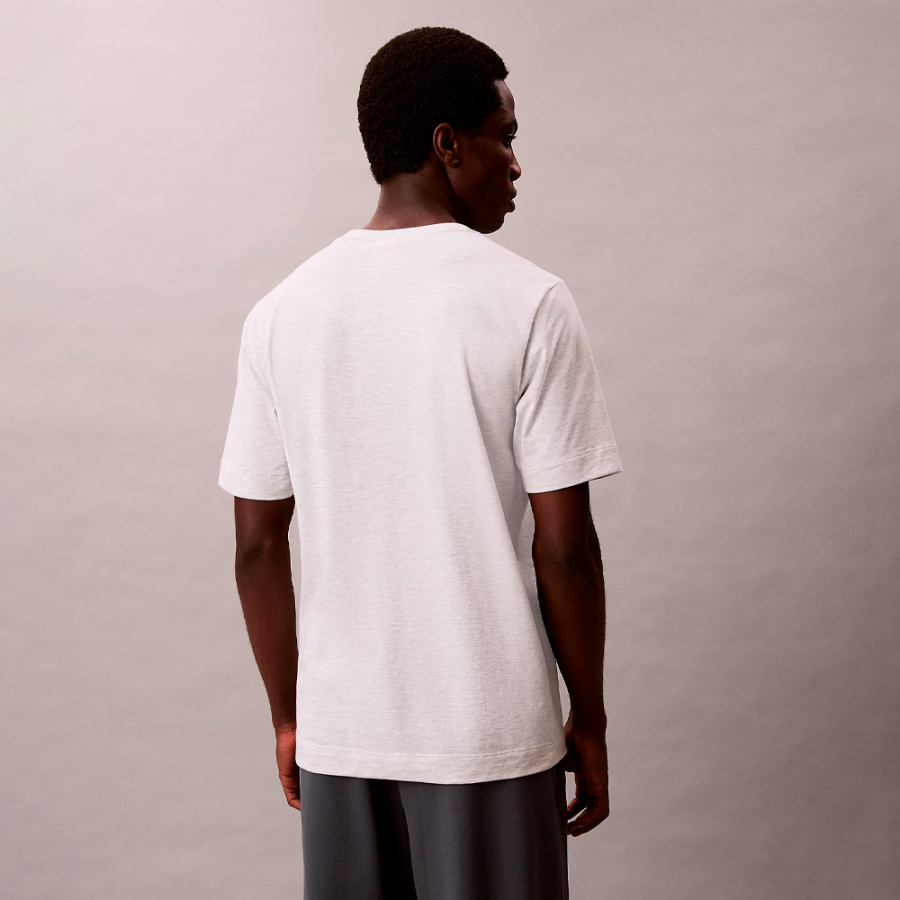 t-shirt-de-sport-respirant-et-a-sechage-rapide t-shirt-de-sport-respirant-et-a-sechage-rapide