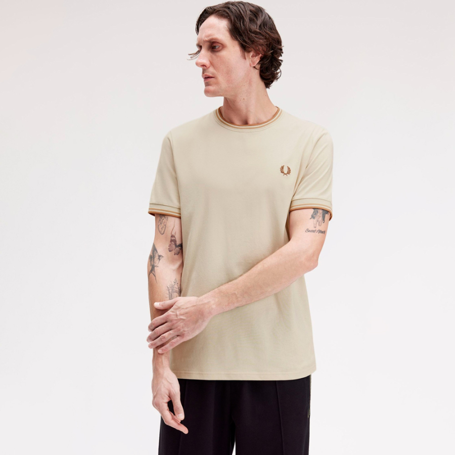 t-shirt-a-double-pointe t-shirt-a-double-pointe