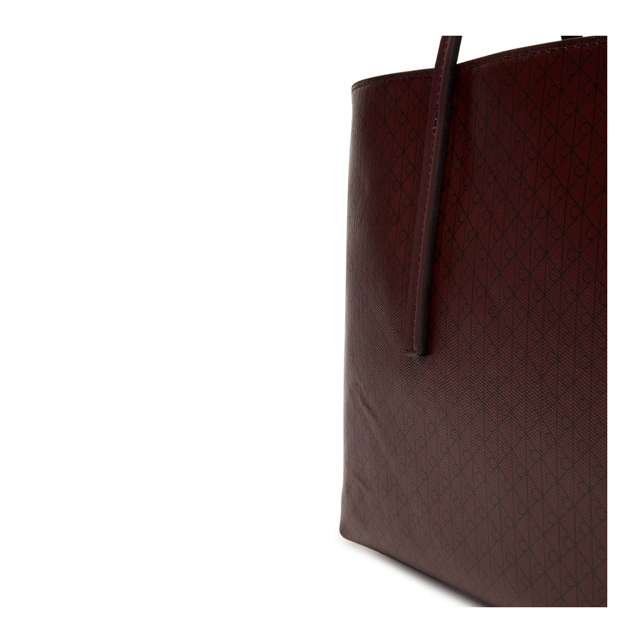 bolso-tote-pequeno-con-logo-monograma-con-bolsito bolso-tote-pequeno-con-logo-monograma-con-bolsito