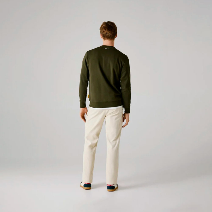 moletom-com-gola-redonda-e-ajuste-confortavel