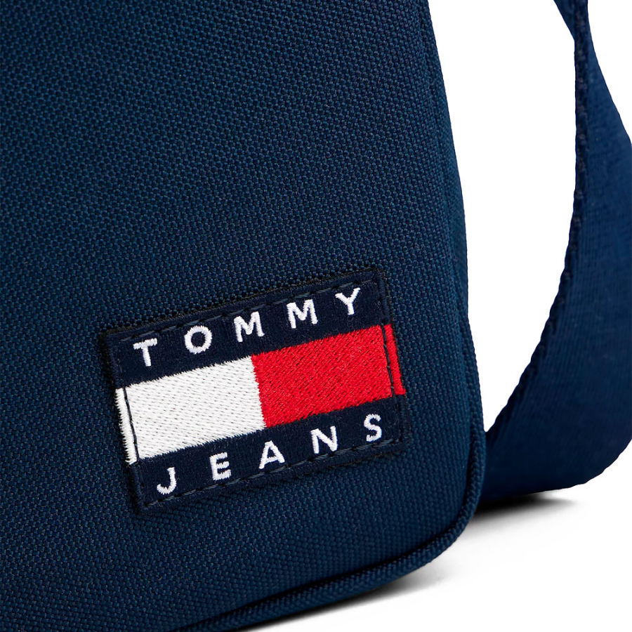 reporter-essential-inscription-crossbody-bag