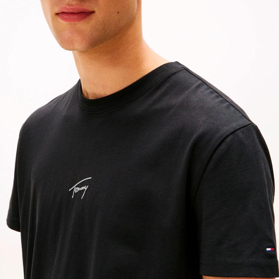 strick-t-shirt-mit-tonalem-logo