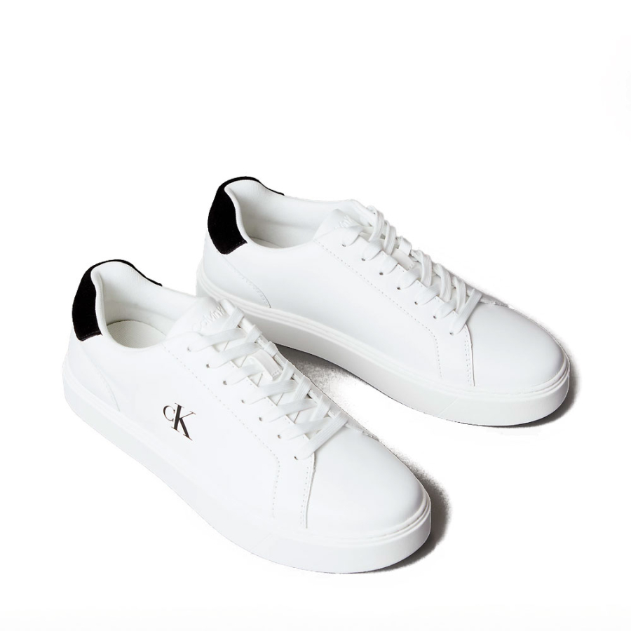 baskets-en-cuir-avec-logo-distinctif baskets-en-cuir-avec-logo-distinctif