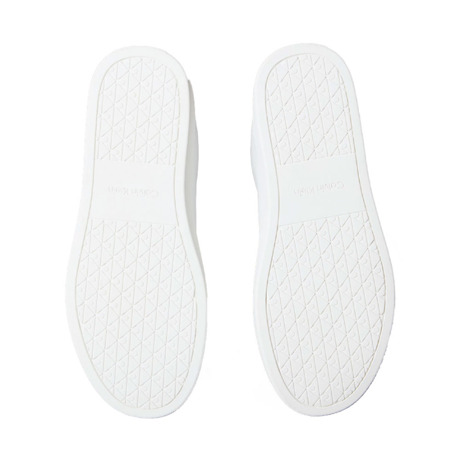 leder-sneaker-mit-markantem-logo leder-sneaker-mit-markantem-logo