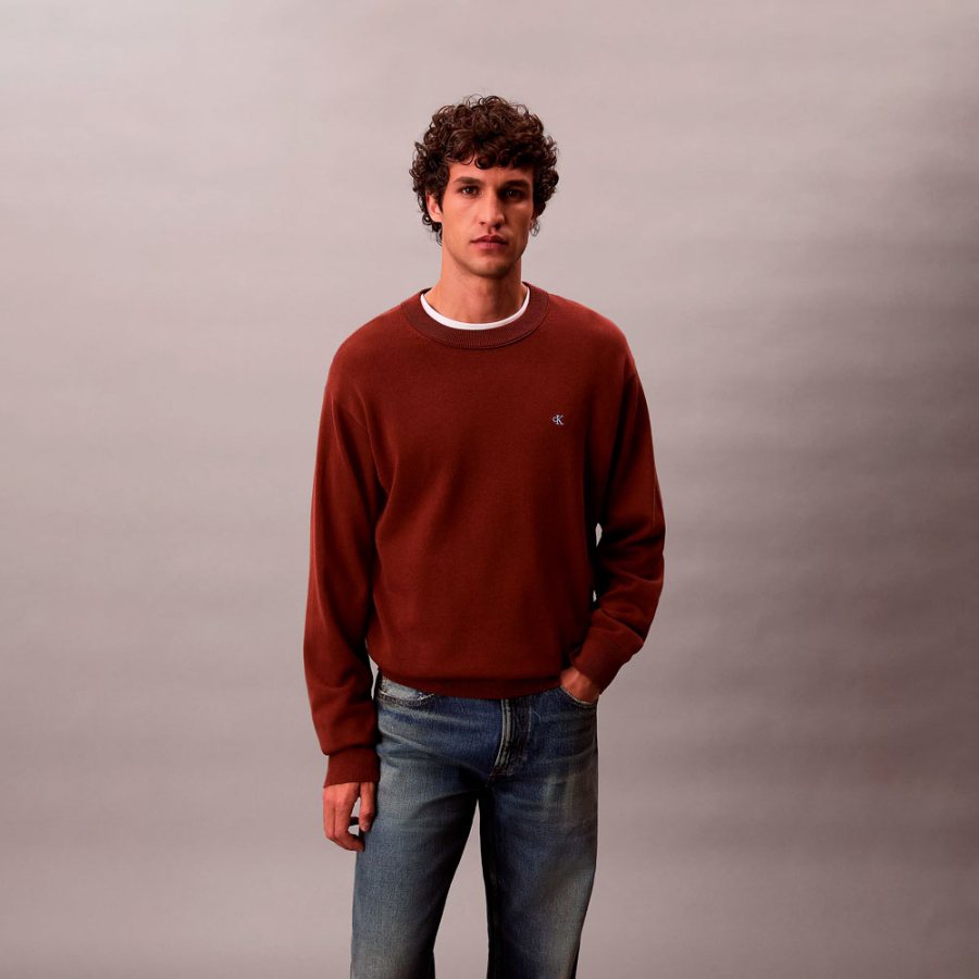 locker-sitzender-pullover-mit-monogramm locker-sitzender-pullover-mit-monogramm