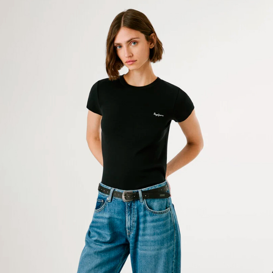 t-shirt-a-costine-con-logo-stampato t-shirt-a-costine-con-logo-stampato