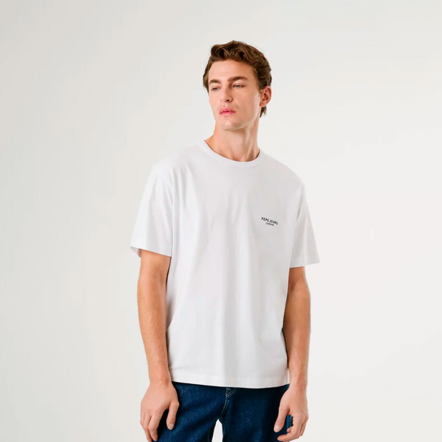 t-shirt-con-stampa-sul-retro-dal-taglio-rilassato t-shirt-con-stampa-sul-retro-dal-taglio-rilassato