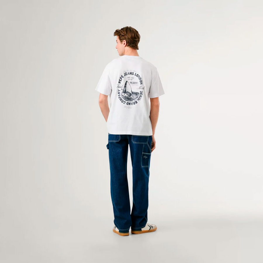 t-shirt-decontracte-avec-imprime-dans-le-dos t-shirt-decontracte-avec-imprime-dans-le-dos