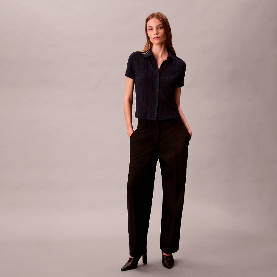 camisa-polo-jacquard-com-monograma-e-logotipo-em-toda-a-peca