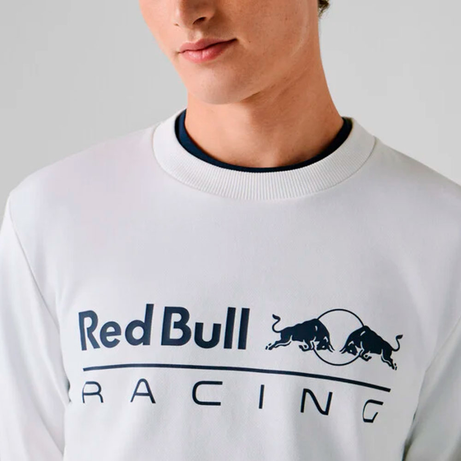 moletom-com-gola-redonda-e-ajuste-regular