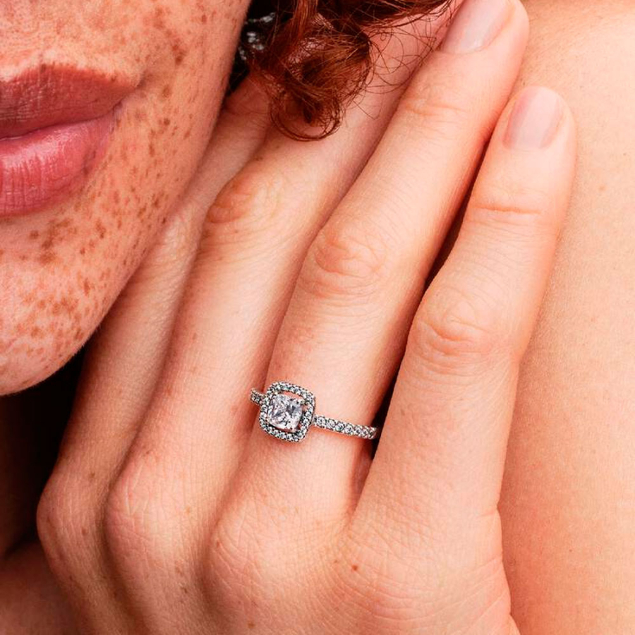 anello-brilliant-square-halo-193555c02 anello-brilliant-square-halo-193555c02