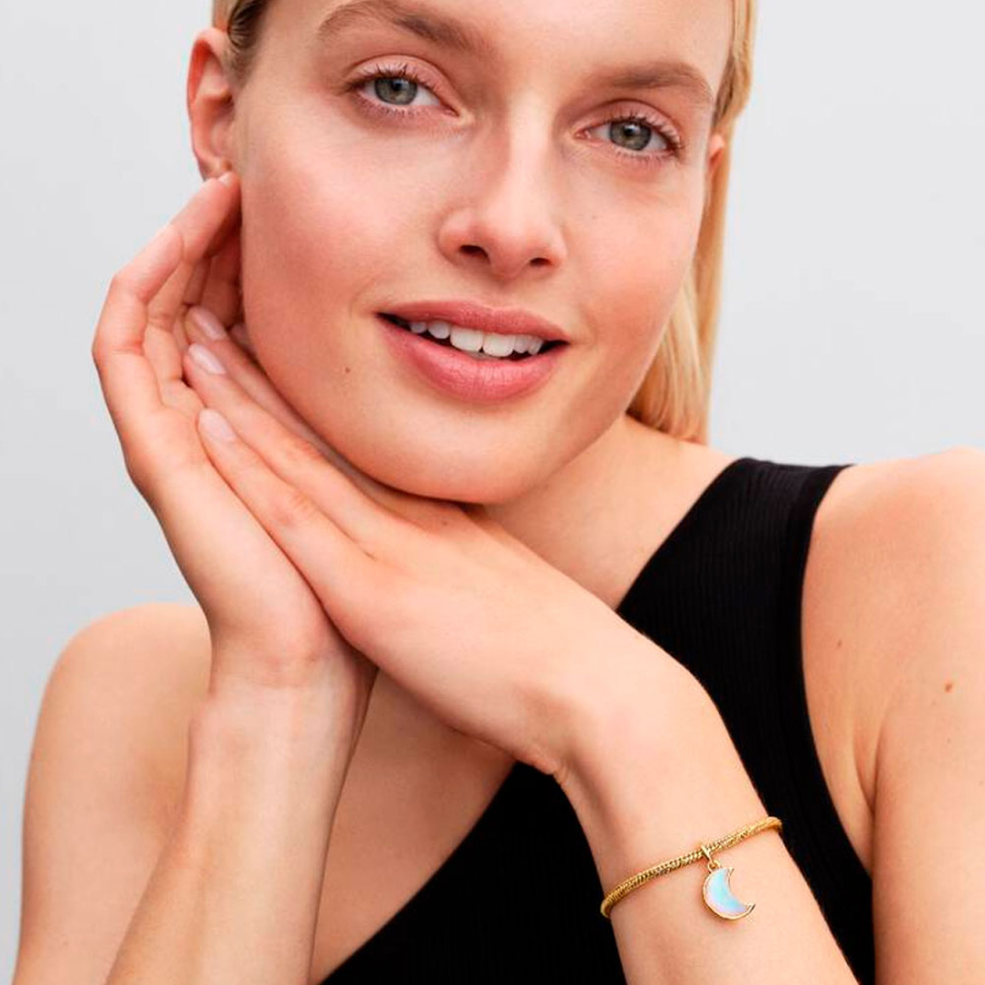 snake-chain-bracelet-with-heart-clasp-564236c00 snake-chain-bracelet-with-heart-clasp-564236c00