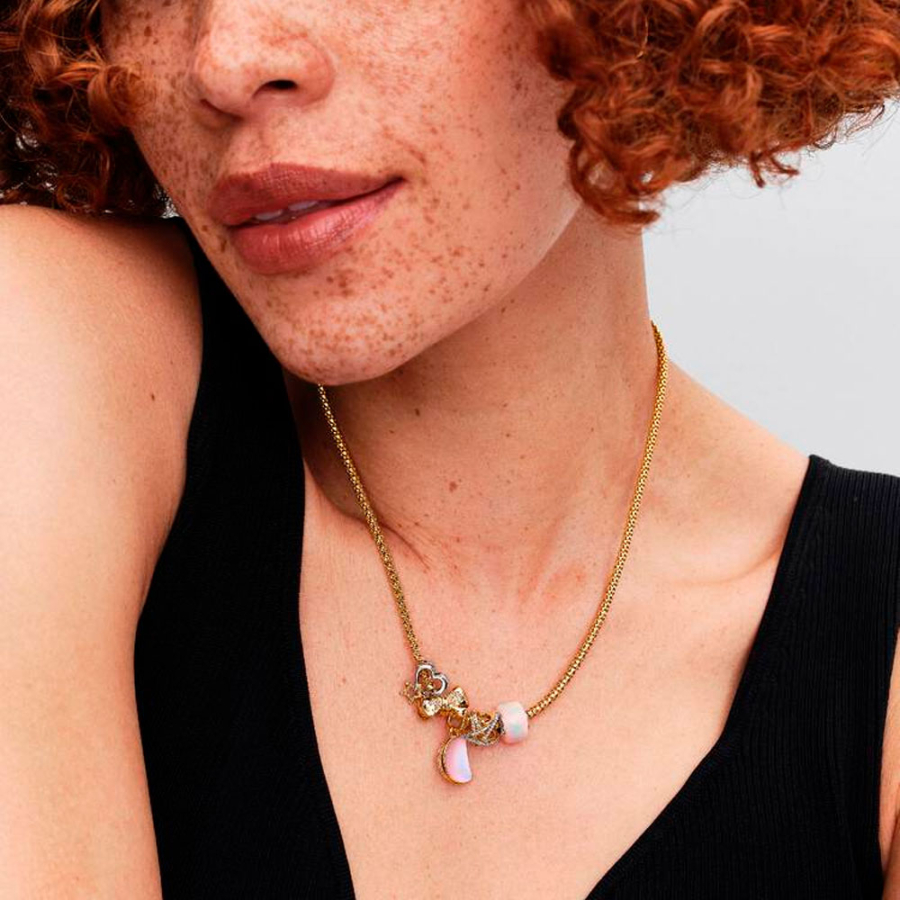 funkelnder-halbmond-anhanger-764275c01 funkelnder-halbmond-anhanger-764275c01