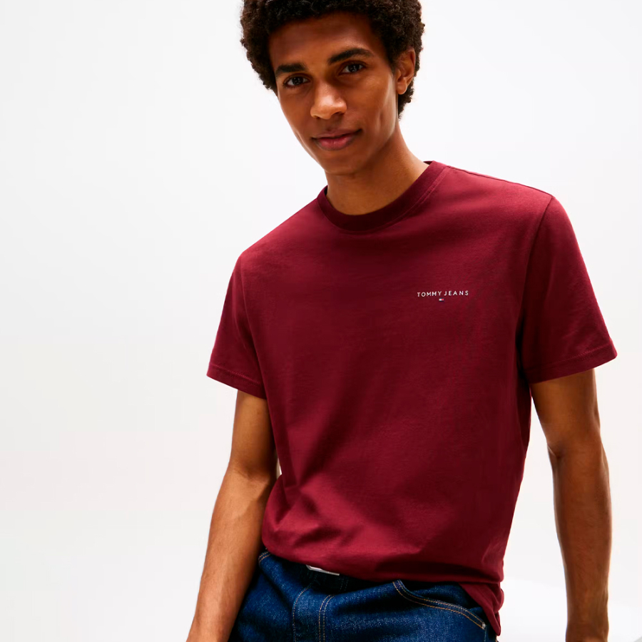 schmales-t-shirt-mit-linearem-logo schmales-t-shirt-mit-linearem-logo