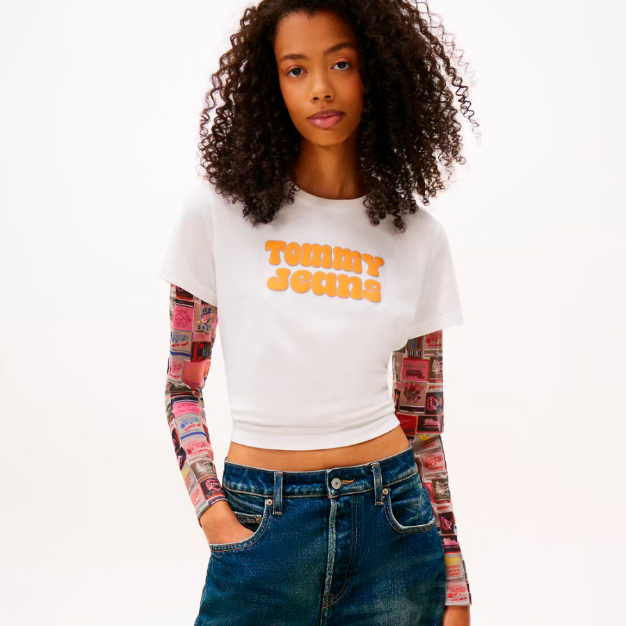 t-shirt-regular-essential-logo-2