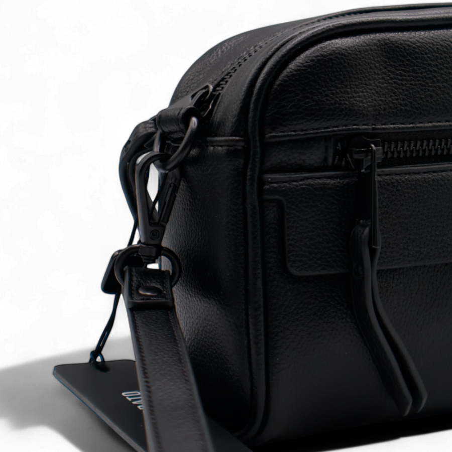 bandolerapouch-in-tumbled-faux bandolerapouch-in-tumbled-faux