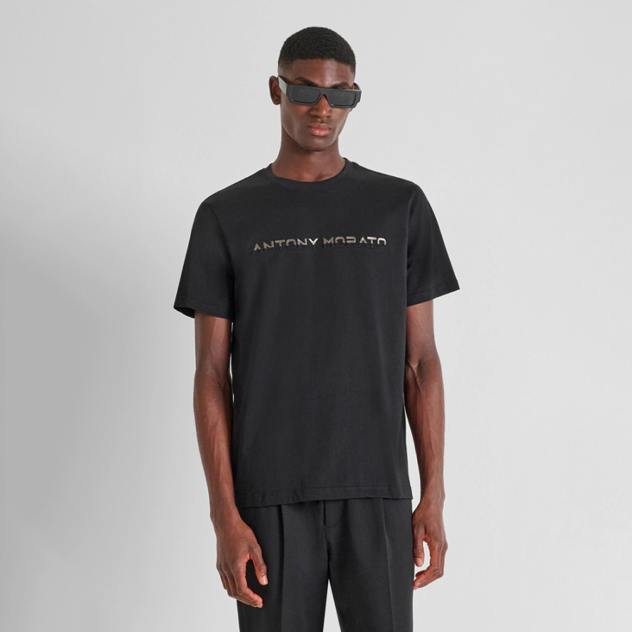 camiseta-regular-fit-en-jersey-con-logo camiseta-regular-fit-en-jersey-con-logo