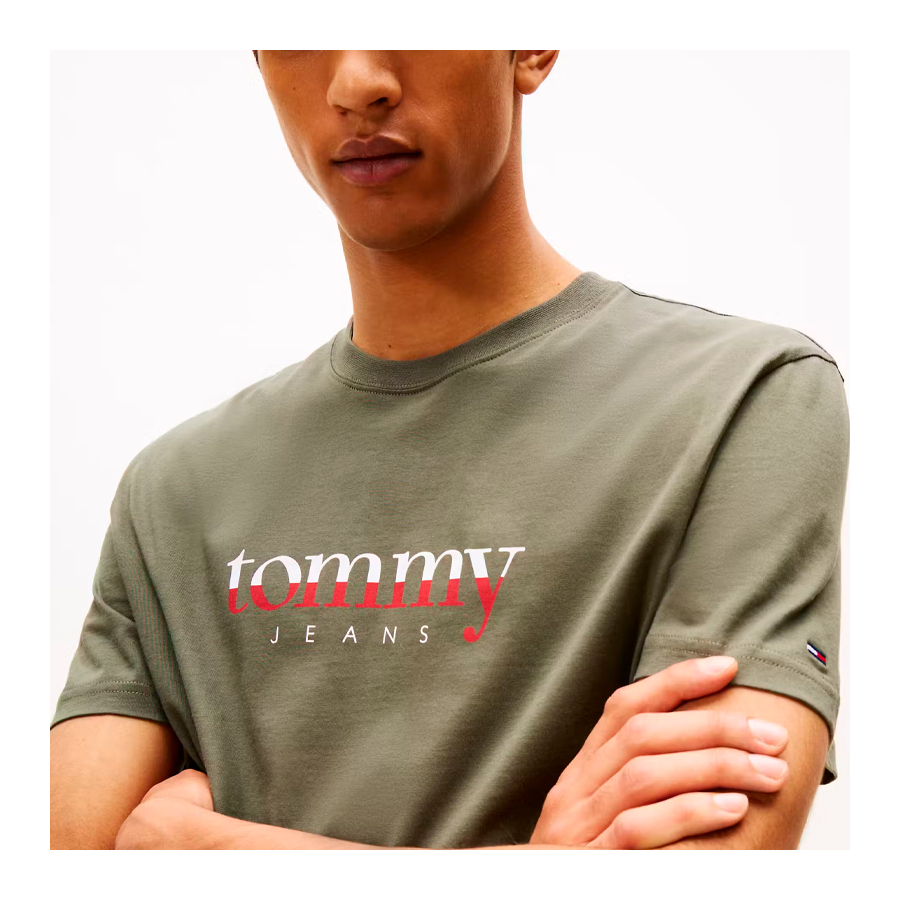 texto-de-dna-em-camiseta-normal texto-de-dna-em-camiseta-normal
