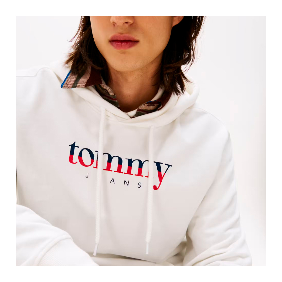 sudadera-con-capucha-y-cordon