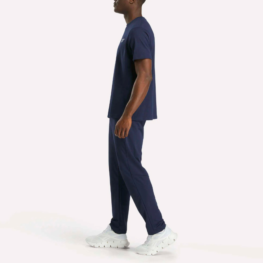 crewneck-logo-t-shirt crewneck-logo-t-shirt