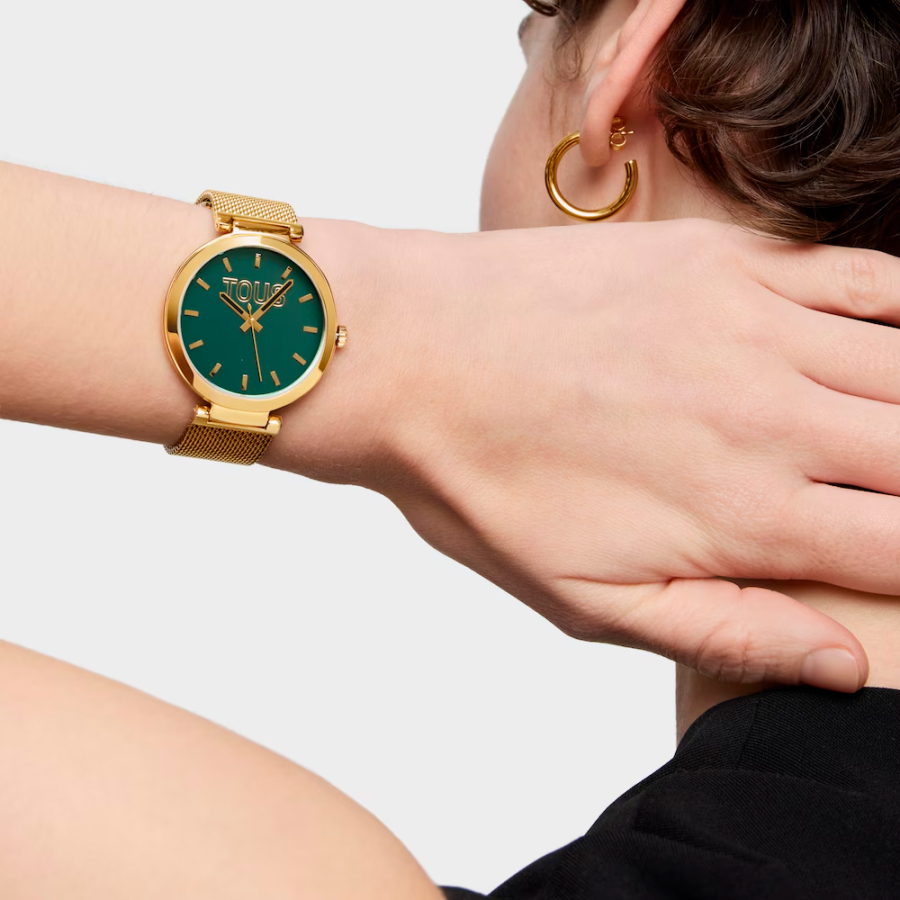 analog-watch-with-green-dial-and-gold-s-mesh-mirror-bracelet analog-watch-with-green-dial-and-gold-s-mesh-mirror-bracelet