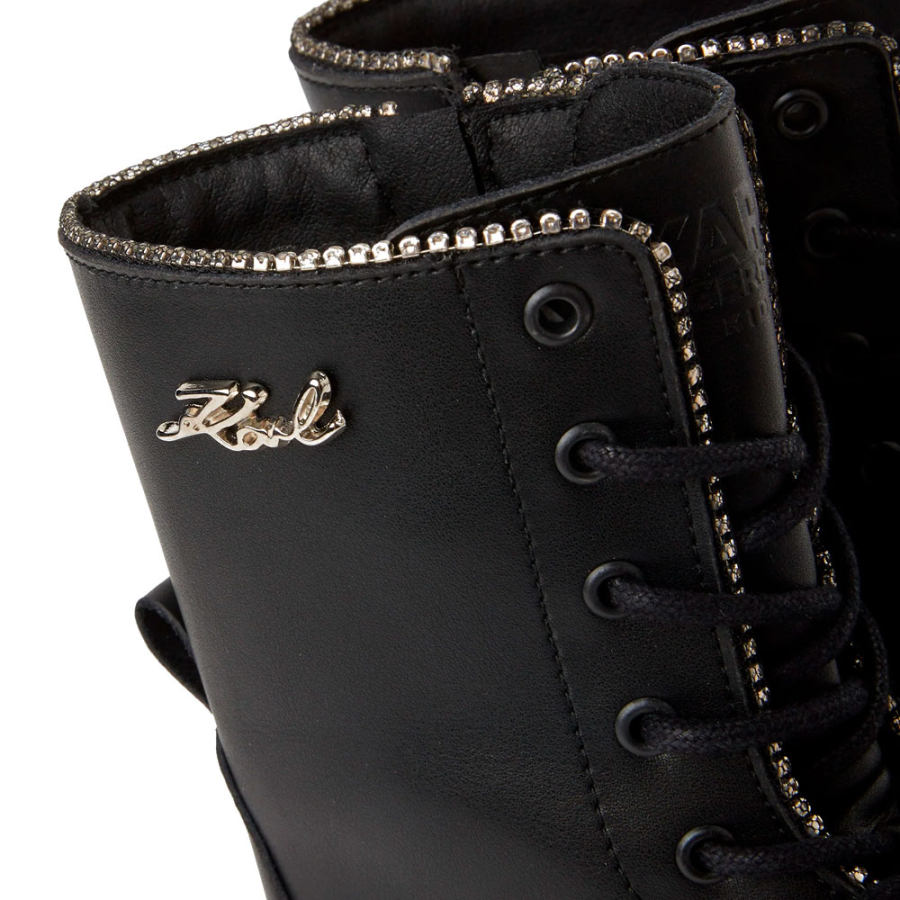 bottes-a-lacets-pour-enfants