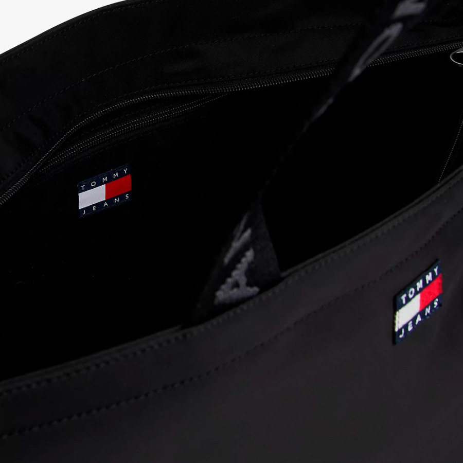 essential-tote-bag-with-inscription essential-tote-bag-with-inscription