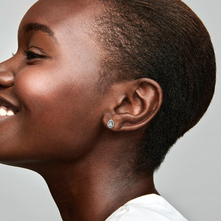 boucles-d-oreilles-a-clous-sparkling-halo-taille-poire-292834c01 boucles-d-oreilles-a-clous-sparkling-halo-taille-poire-292834c01