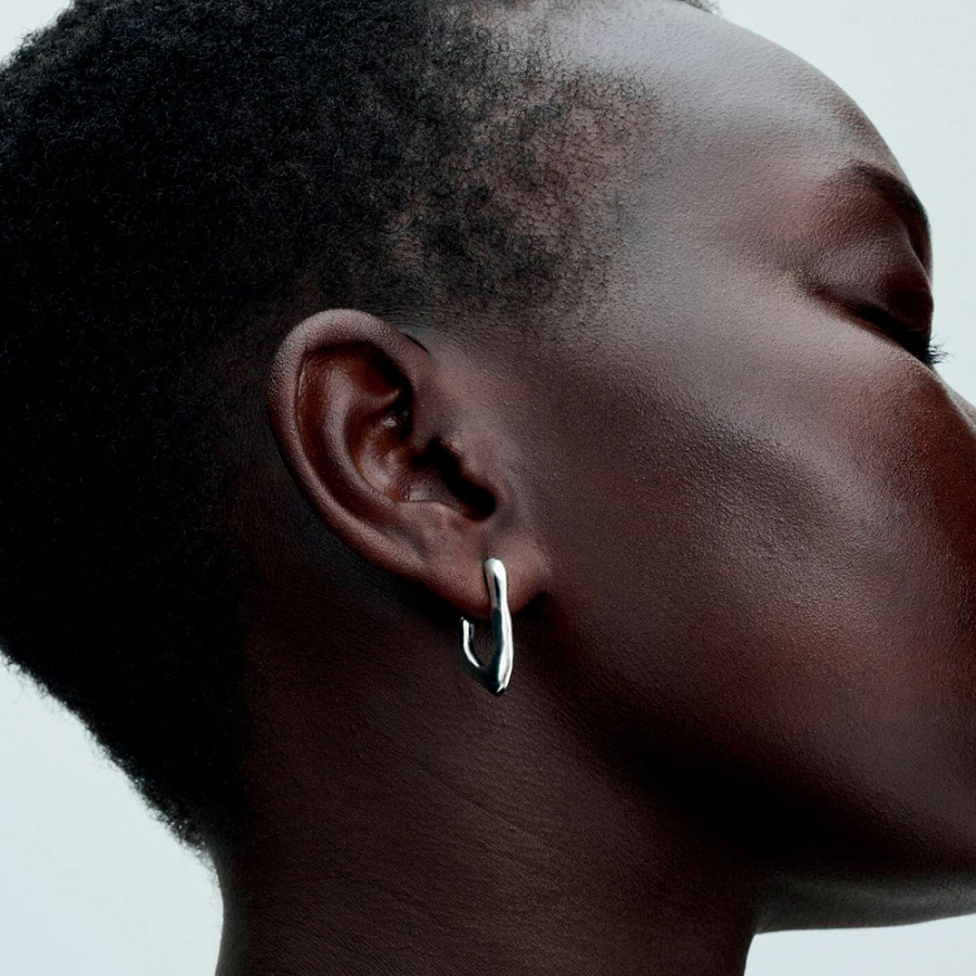 pendientes-de-aro-abierto-forma-organica-en-v-293290c00 pendientes-de-aro-abierto-forma-organica-en-v-293290c00