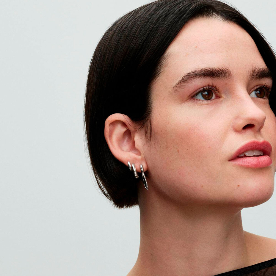 pendientes-de-aro-abierto-forma-organica-en-v-293290c00 pendientes-de-aro-abierto-forma-organica-en-v-293290c00