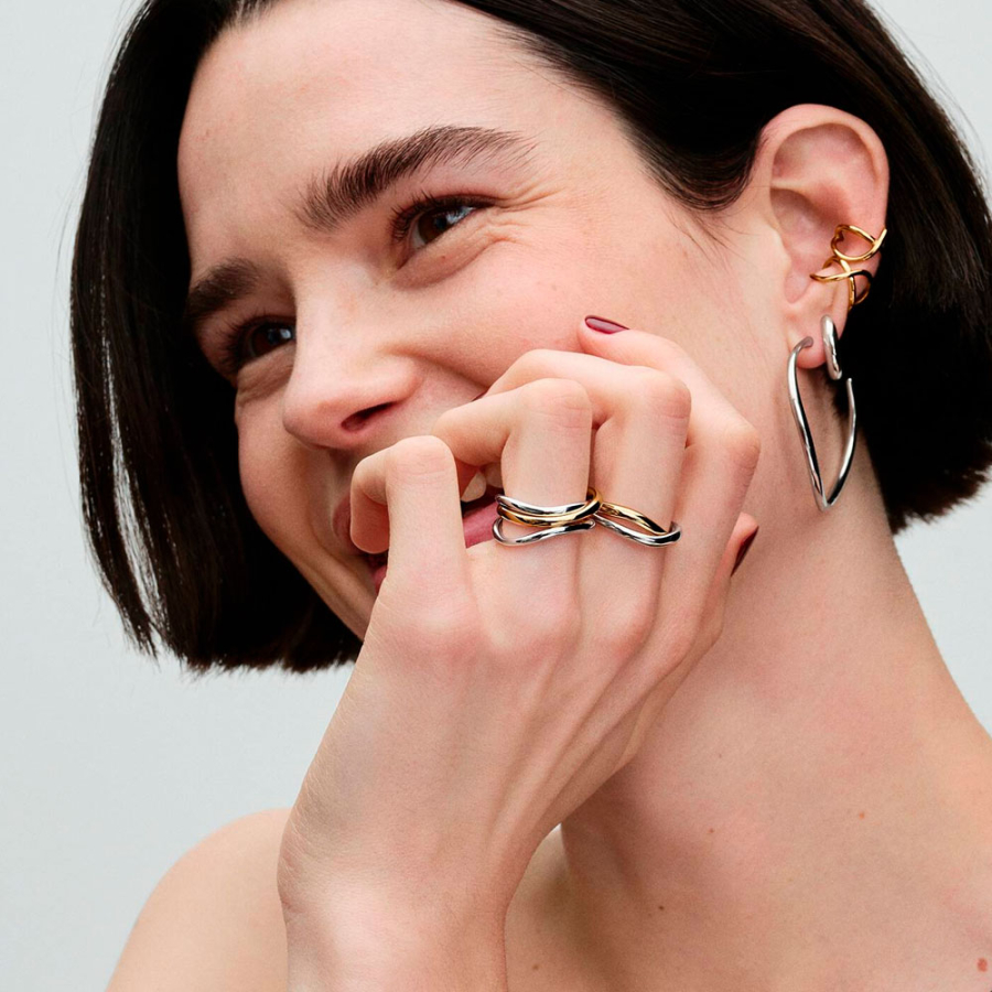 boucles-d-oreilles-creoles-ouvertes-de-42-mm-forme-organique-293299c00 boucles-d-oreilles-creoles-ouvertes-de-42-mm-forme-organique-293299c00