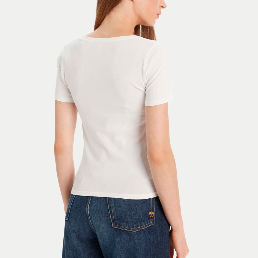 t-shirt-mit-normaler-passform t-shirt-mit-normaler-passform