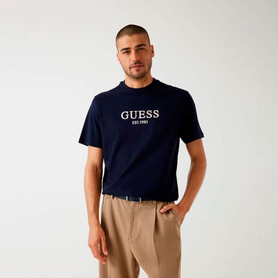 maglietta-con-logo-ricamato