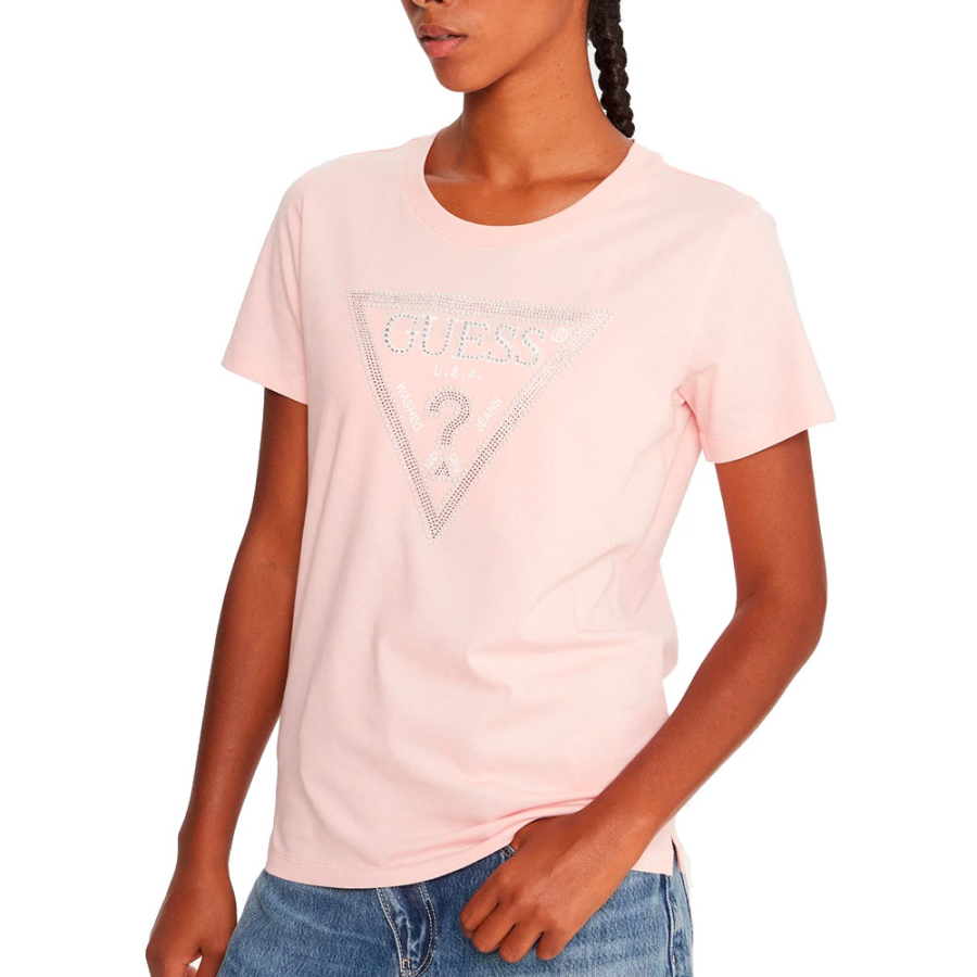 camiseta-com-logo-triangular camiseta-com-logo-triangular