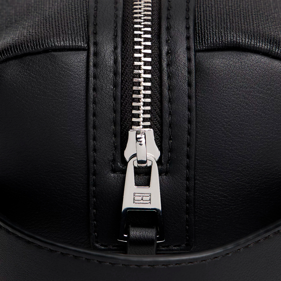 neceser-modern-con-logo-metalizado neceser-modern-con-logo-metalizado