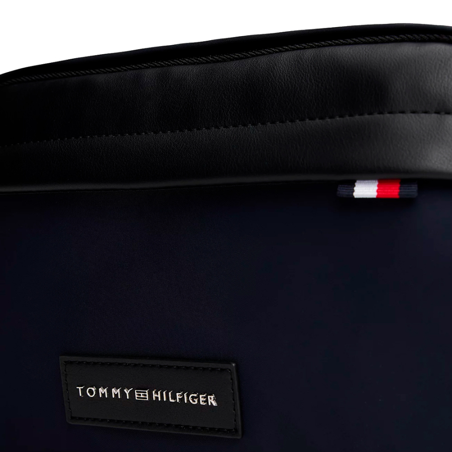 toiletry-bag-with-metal-logo-patch