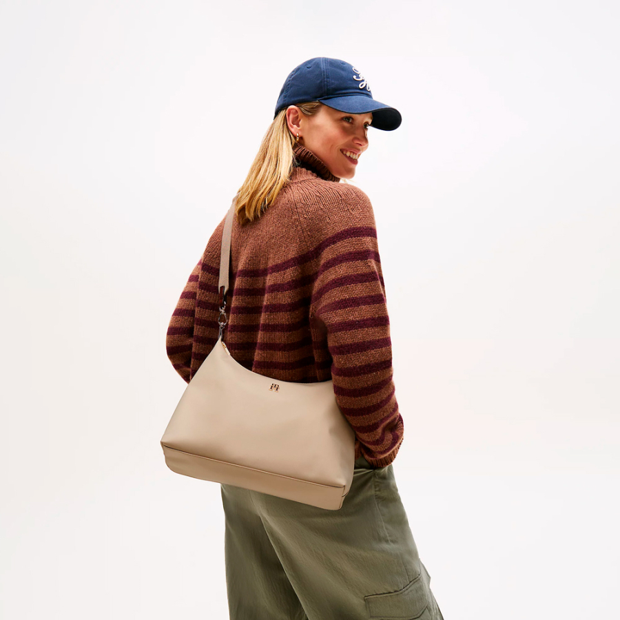 th-monogrammed-shoulder-bag