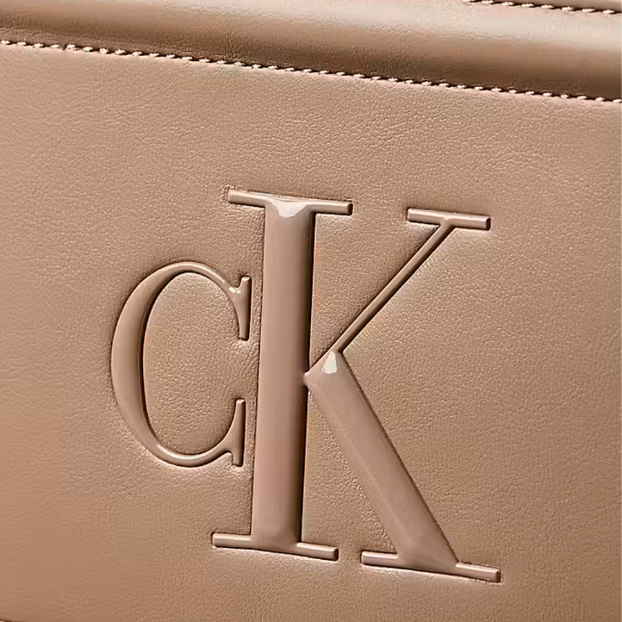 featured-monogrammed-camera-bag