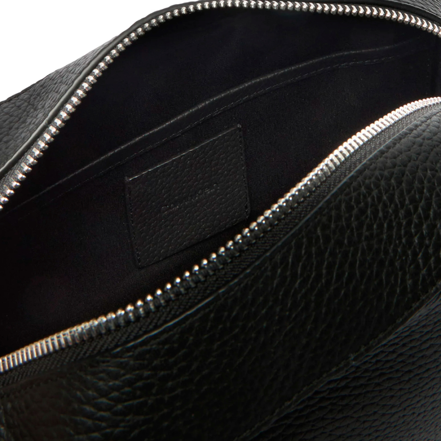 foil-toiletry-bag-with-handle foil-toiletry-bag-with-handle