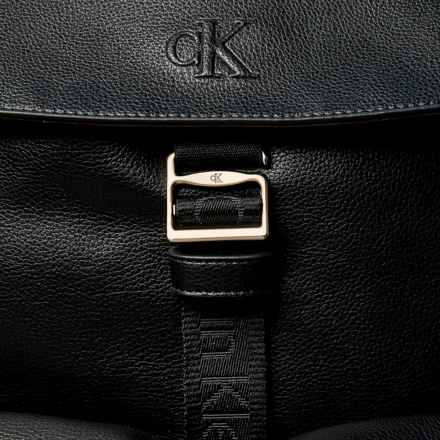 cargo-backpack-with-top-flap