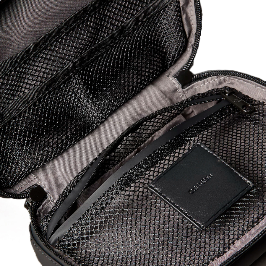 borsa-da-toilette-da-appendere-in-stile-puffer