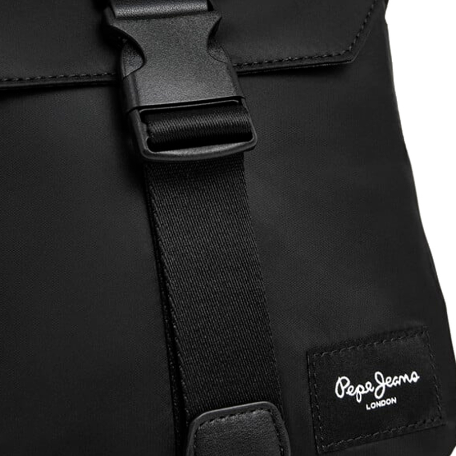 reporter-schultertasche-mit-druckknopfverschluss