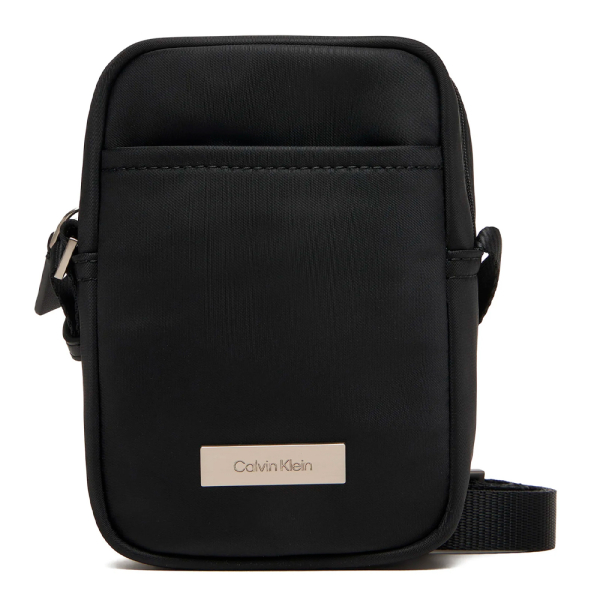 Calvin Klein SAC BANDOULIRE LGANT ET FIN DE REPORTER - U Noir- Ref 49 €