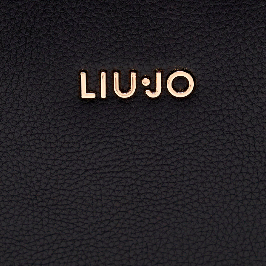 manh-crossbody-bag manh-crossbody-bag