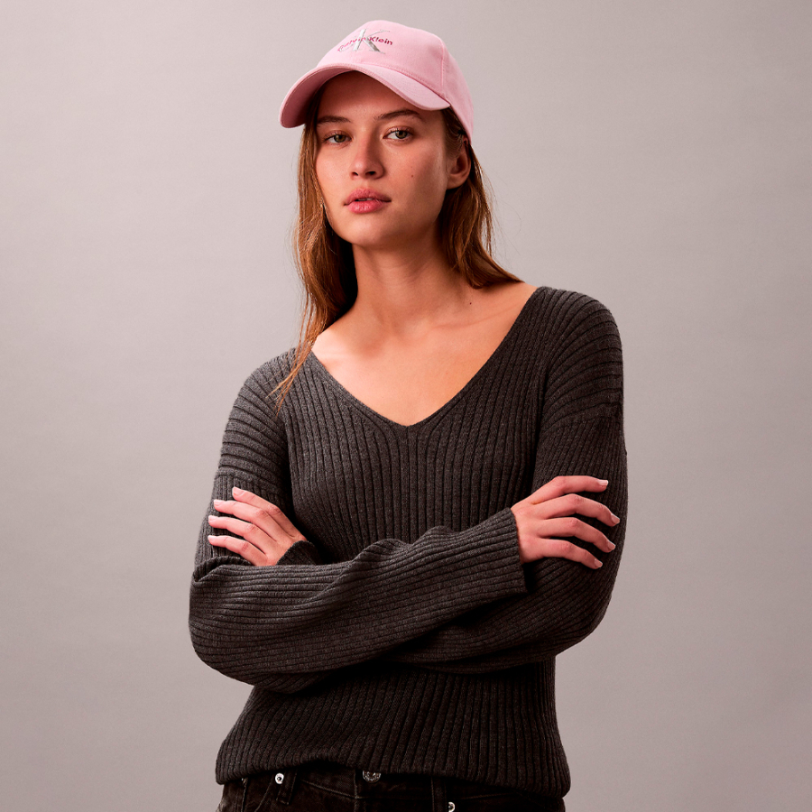 casquette-de-baseball-avec-logo-monogramme-brode