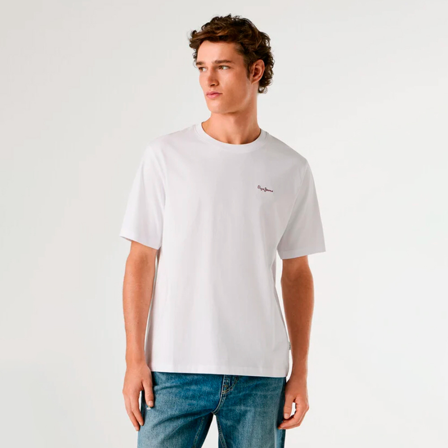 normal-geschnittenes-t-shirt-mit-aufgedrucktem-logo